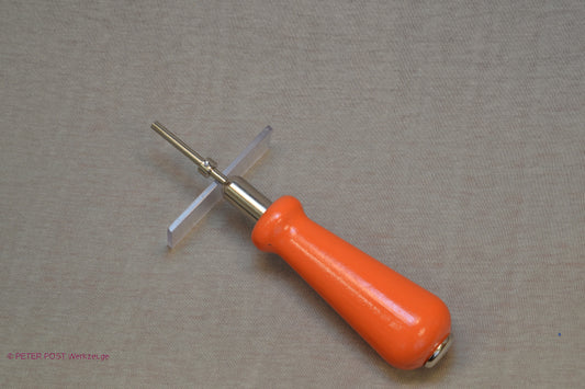 Peter Post 08001: Nail Fixing Tool for H0 and N track nails - with nails included