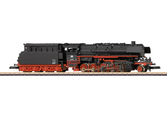 Marklin 88975: Class 44 Steam Locomotive with an Oil Tender