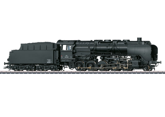 Marklin 39888: Class 44 Steam Locomotive