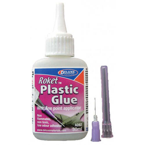 Deluxe Materials AD62: Roket Plastic Glue 30ml [AD62]
