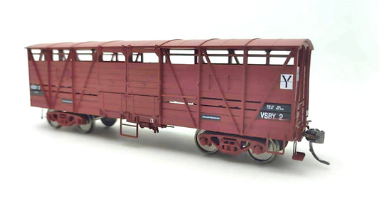 Ixion: HO Scale VR MF/VSBY Cattle Wagon Triple Pack H (VSBY5, VSBY22, VSBY25)