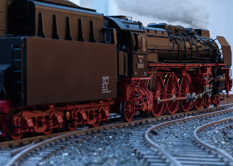 Marklin 55081: Class 08 Steam Locomotive