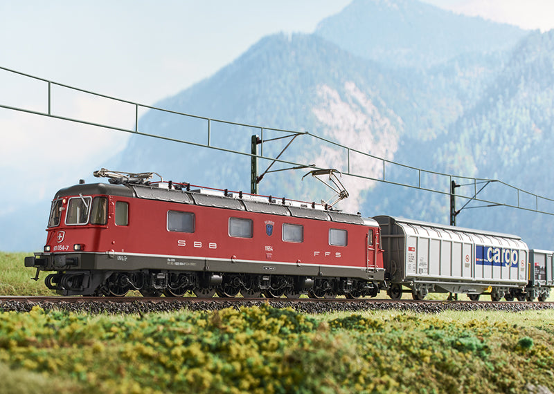 Marklin 29488: Swiss Freight Train with a Class Re 620 Digital Starter Set