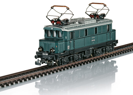 Marklin 30111: Class E 44 Electric Locomotive