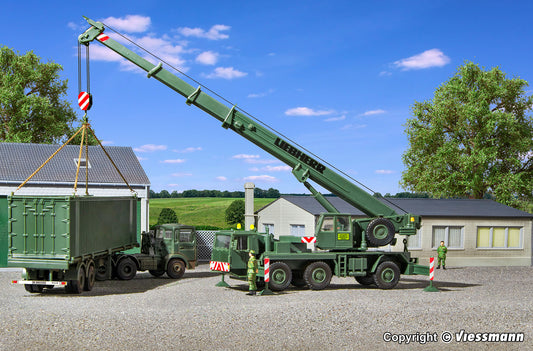 Kibri 18043: H0 Military LIEBHERR mobile crane LTM 1050/3