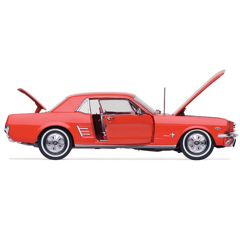 Classic Carlectables 1:18 Ford 1966 Pony Mustang RHD Signal Flare Red [18804]