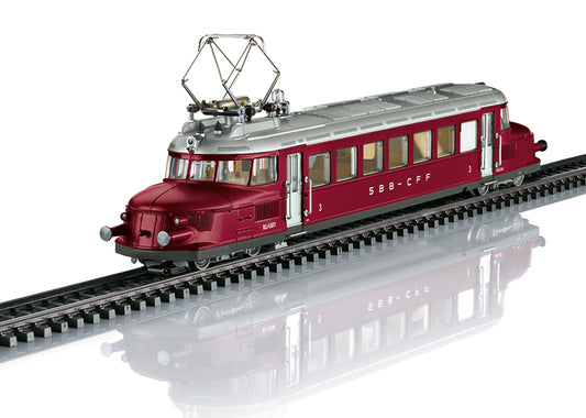 Marklin 38860: Class RCe 2/4 Fast Powered Rail Car