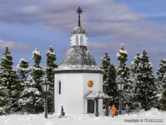 Vollmer 49412: Z Silent Night Memorial Chapel with LED lightingand artificial snow, functional kit