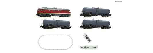 Roco 5110002: z21 start digital set: Diesel locomotive class 132 with tank wagon train (HO, DR, Epoch 4, DCC)