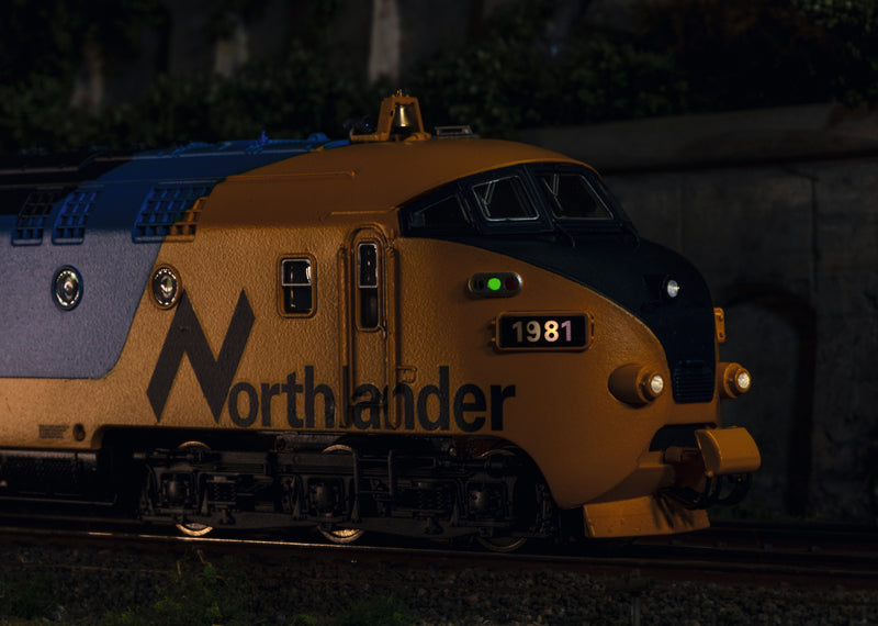 Marklin 39705: Northlander Diesel Powered Train
