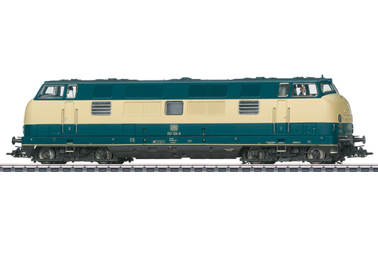 Marklin 37824: Class 221 Heavy Diesel Locomotive
